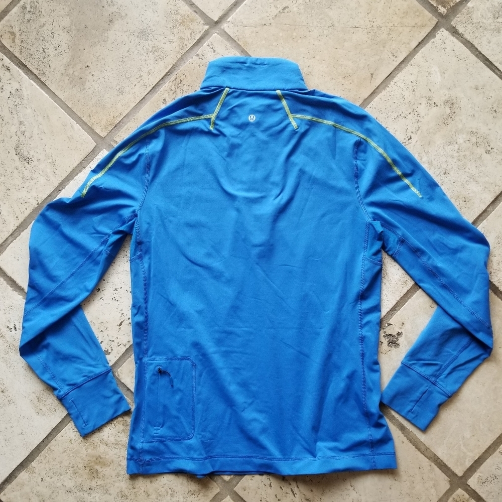 Lululemon 1/2 Zip Pullover - Picture 4 of 10